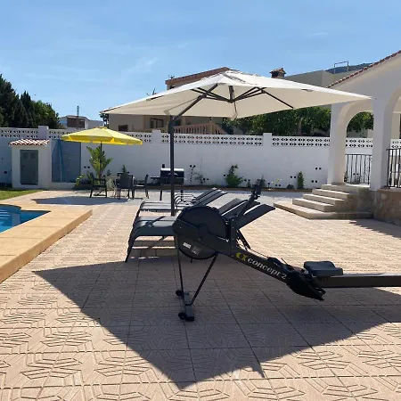 Con Piscina, Soleada, Tranquila Y Centrica * Calp