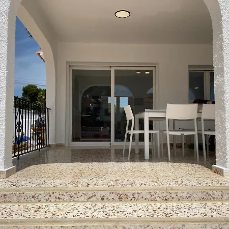 Con Piscina, Soleada, Tranquila Y Centrica * Calp