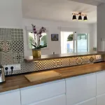 فيلة Con Piscina, Soleada, Tranquila Y Centrica