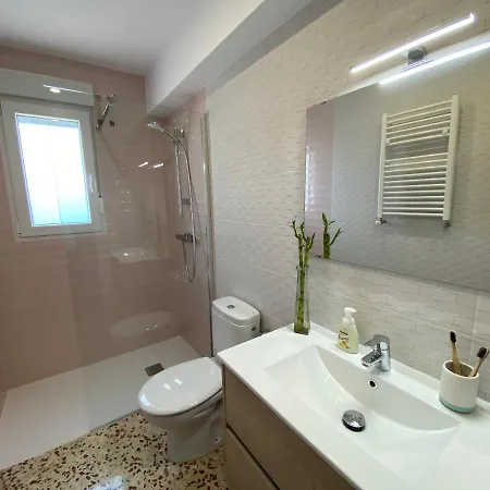 Con Piscina, Soleada, Tranquila Y Centrica Villa Calpe