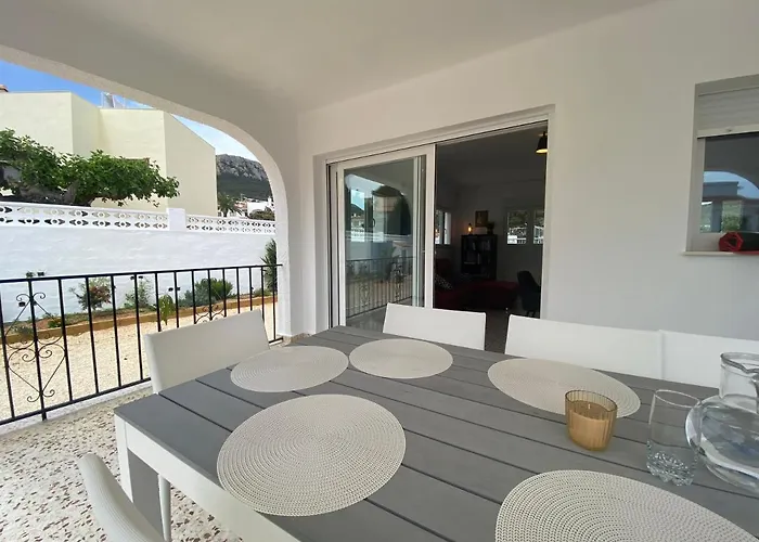 Villa Con Piscina, Soleada, Tranquila Y Centrica Calpe