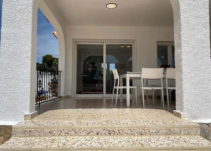 Con Piscina, Soleada, Tranquila Y Centrica * Calpe