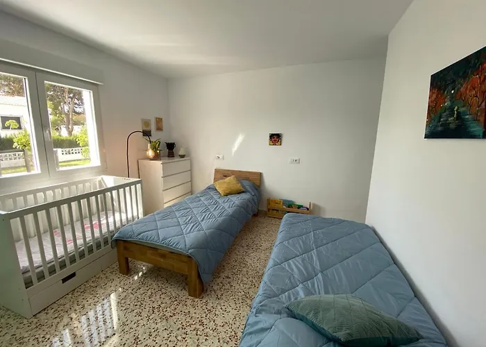 Con Piscina, Soleada, Tranquila Y Centrica