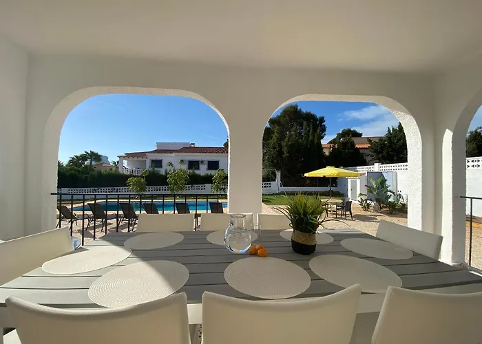 Con Piscina, Soleada, Tranquila Y Centrica * קלפה