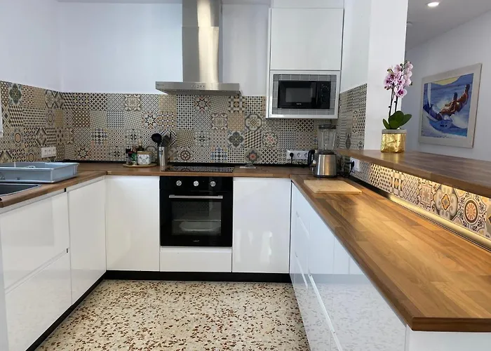 Con Piscina, Soleada, Tranquila Y Centrica * Calpe